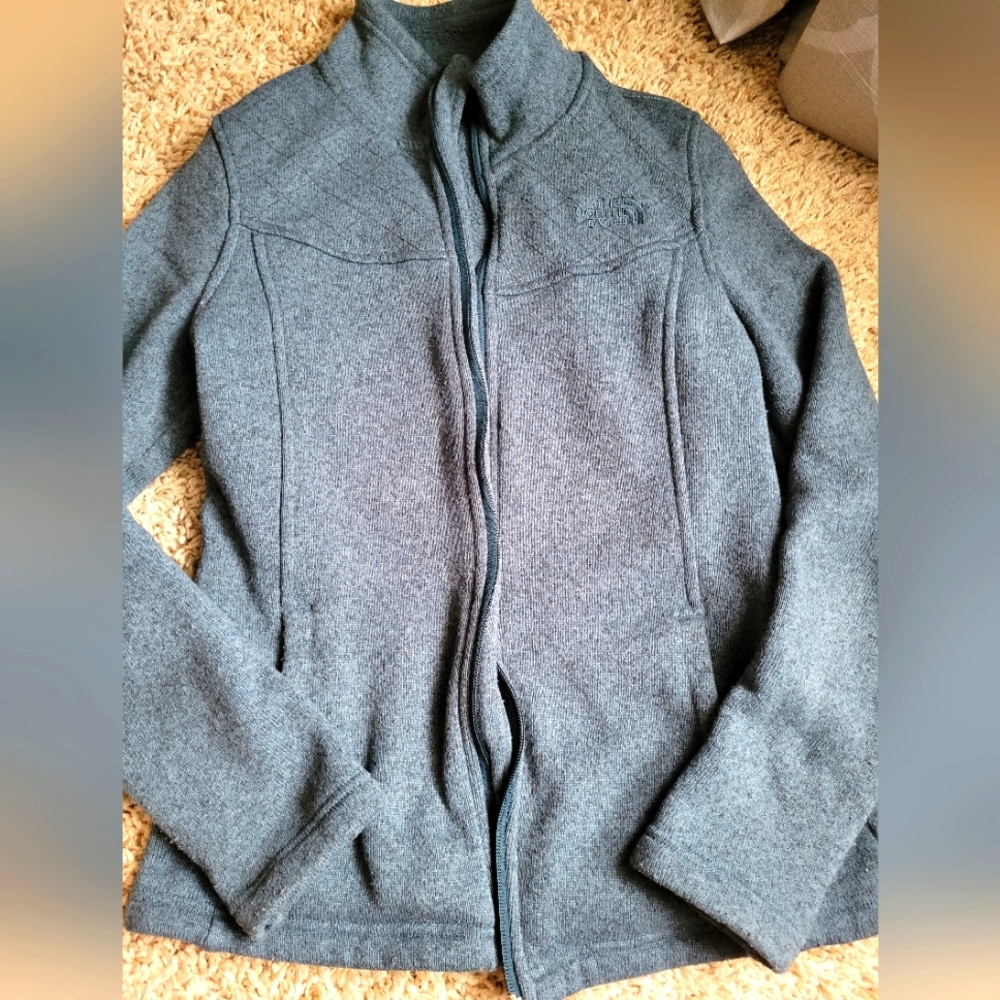 EuC The North Face Maggy Sweater Jacket